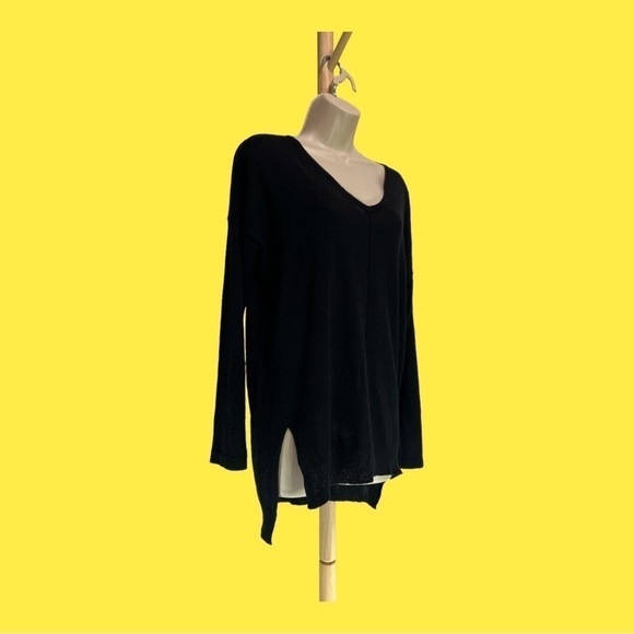 Cable & Gauge Sweaters - cable & gauge Super Lightweight Scoop Neck Black Sweater Tunic, M